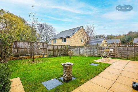 4 bedroom detached house for sale, Samuel Fox Avenue, Deepcar, Sheffield