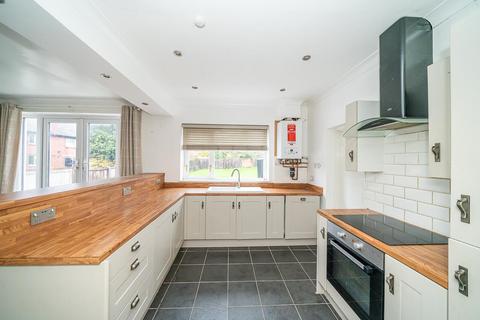 3 bedroom detached bungalow for sale, Dartmouth Avenue, Walsall WS3