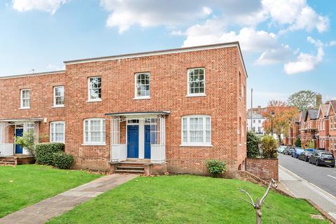 2 bedroom apartment for sale, Grove Lane, London