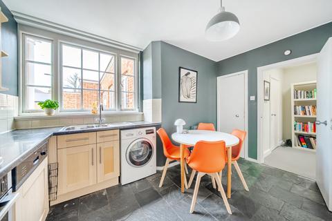 2 bedroom apartment for sale, Grove Lane, London