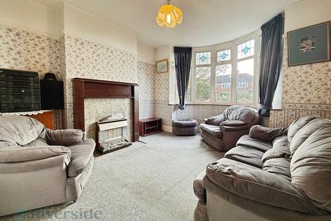 undefined, County Road North, Kingston Upon Hull HU5