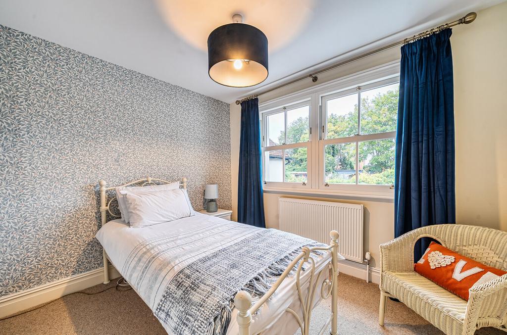 1369219-42-68efc1...