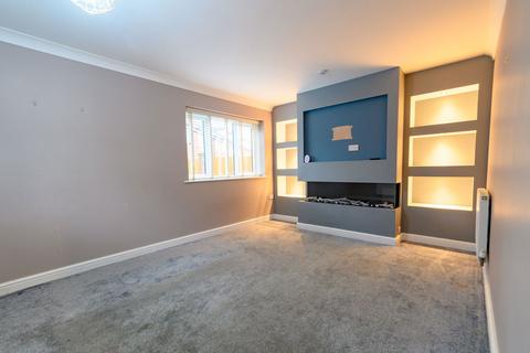 4 bedroom detached house for sale, Yarn Close, Manchester M28
