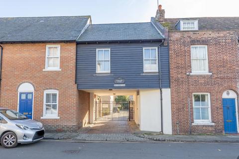 2 bedroom flat for sale, Chantry Court, St. Radigunds Street, Canterbury, Kent, CT1
