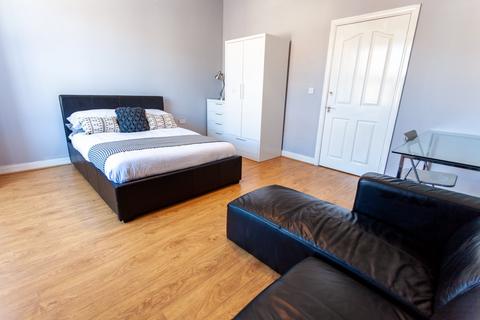 undefined, Boswell Street, L8 0RW,
