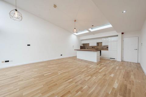 2 bedroom flat for sale, Cable House, Liverpool