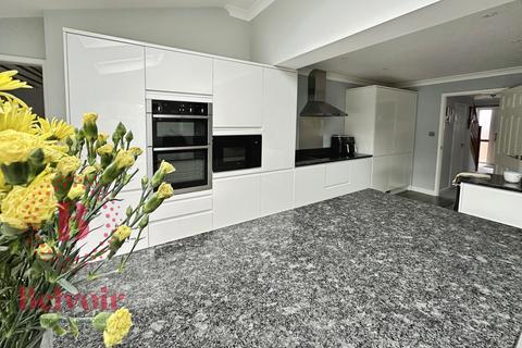 4 bedroom detached house for sale, Bunn Road, Exmouth EX8