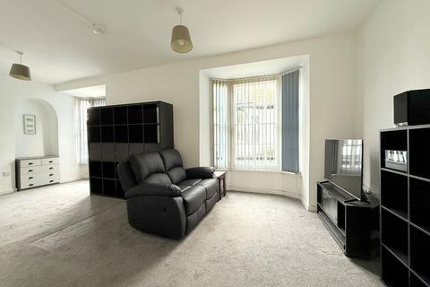 1 bedroom flat for sale, Lower Market Street,Penryn,TR10 8BG
