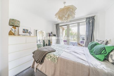 1 bedroom flat to rent, Westmoreland Road, Elephant & Castle, London, SE17