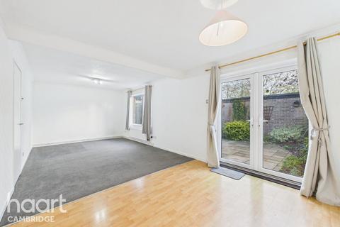 3 bedroom end of terrace house for sale, Hazelwood Close, Cambridge