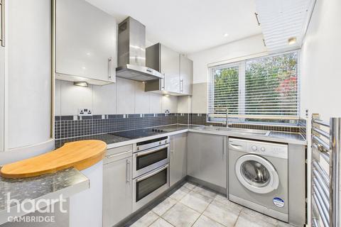 3 bedroom end of terrace house for sale, Hazelwood Close, Cambridge