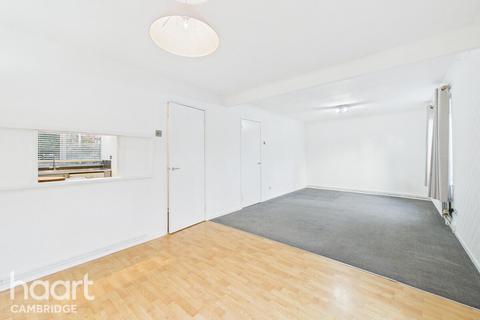3 bedroom end of terrace house for sale, Hazelwood Close, Cambridge