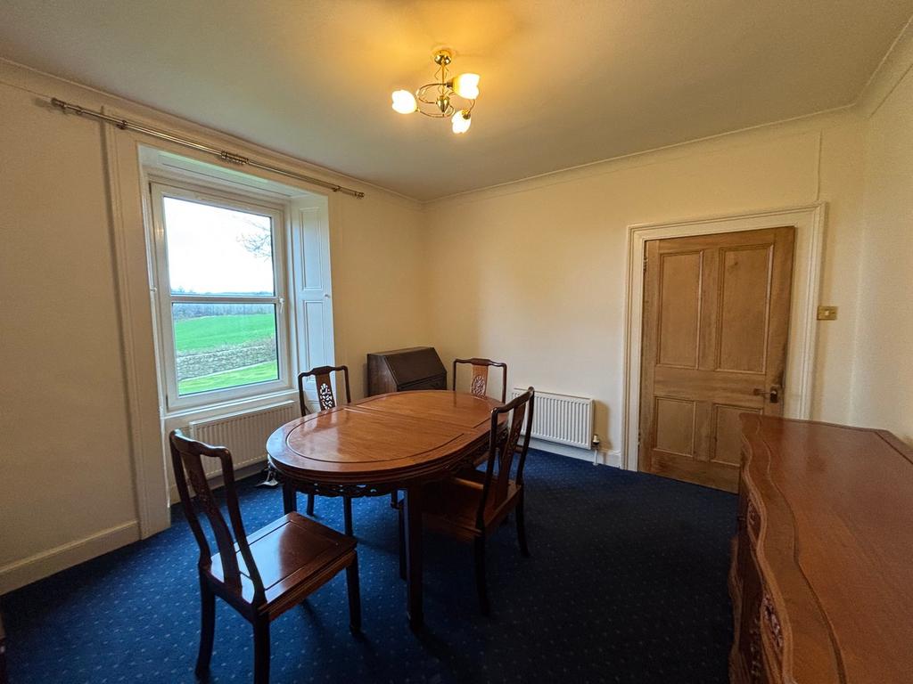 Dining Room/Bedroom 3