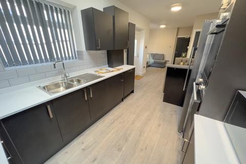 undefined, Leopold Road, L7 8SS,