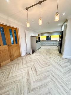 4 bedroom detached house to rent, Waterslade Drive, Ivybridge