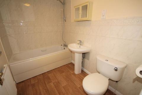 3 bedroom detached house to rent, Munnings Close, Haverhill CB9