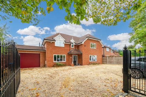 5 bedroom detached house for sale, Village Road Thorpe Egham, Surrey, TW20 8UF