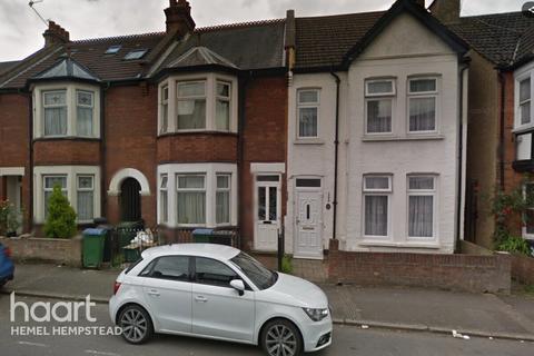 1 bedroom in a house share to rent, Whippendell Road, Watford