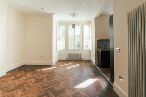 2 bedroom apartment for sale, Rutland Park, Botanical Gardens, Sheffield