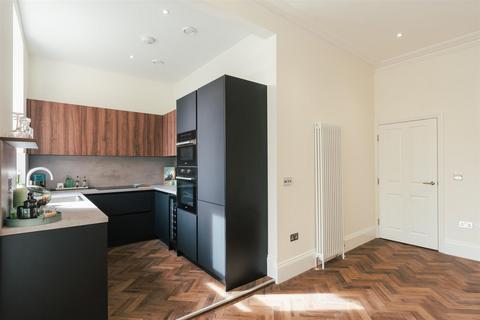 2 bedroom apartment for sale, Rutland Park, Botanical Gardens, Sheffield