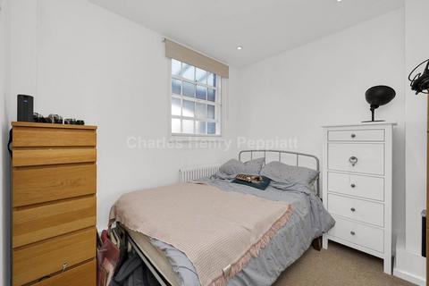 2 bedroom apartment to rent, Mortimer Crescent, London, NW6