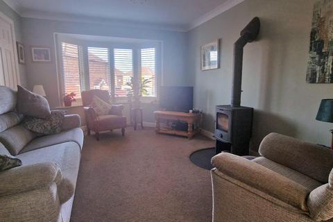 4 bedroom detached house for sale, Richmond Close, Market Weighton, York