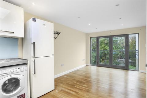 2 bedroom apartment for sale, Ingestre Road, London