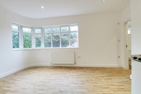 1 bedroom flat to rent, 241 Court Road, Greater London SE9