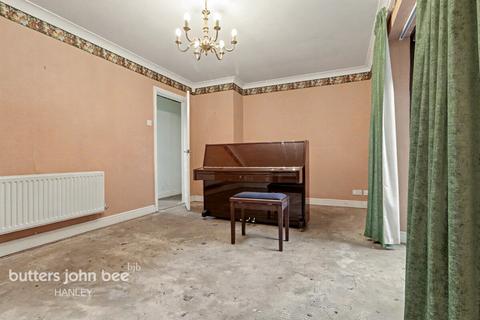 2 bedroom detached bungalow for sale, Pomona Rise, Stoke-On-Trent ST1 6EG