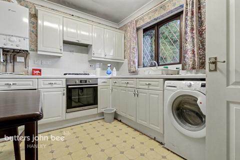 2 bedroom detached bungalow for sale, Pomona Rise, Stoke-On-Trent ST1 6EG