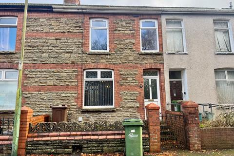 4 bedroom terraced house for sale, Islwyn Terrace, Pontllanfraith, NP12
