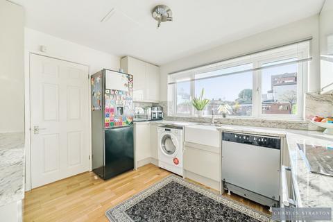 undefined, Erroll Road, Romford