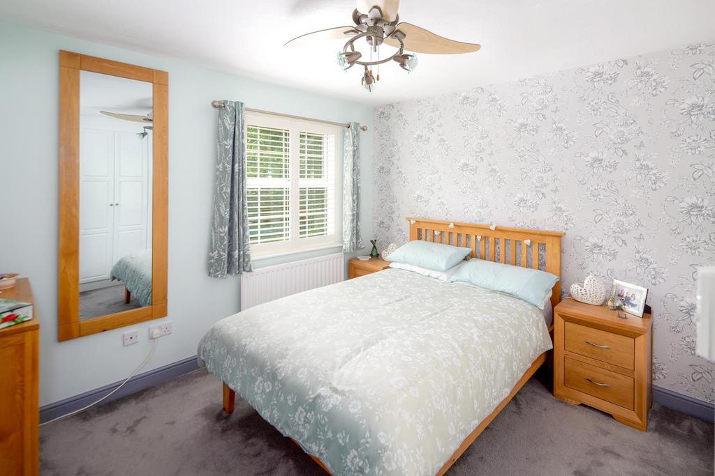 21-bedroom 1.jpg