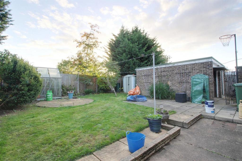 AD0516 Garden.jpg