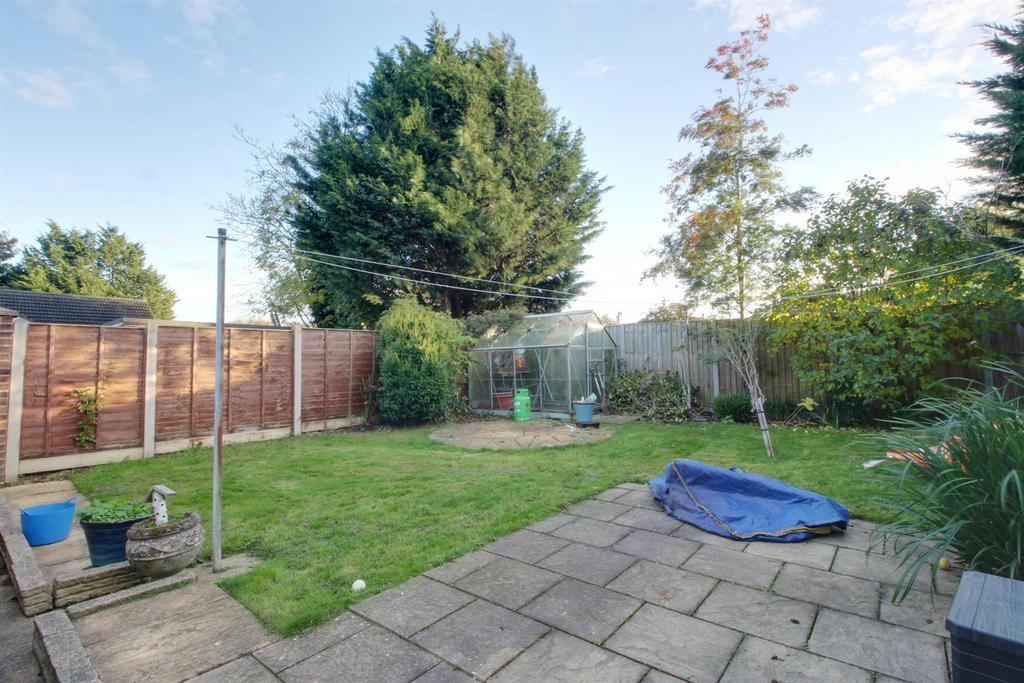 AD0516 Garden 2.jpg