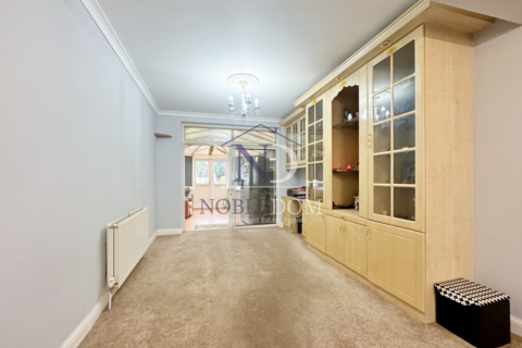 3 bedroom semi-detached house for sale, Hounslow, TW4