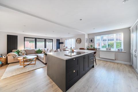 4 bedroom detached house for sale, Northfield Avenue, Sudbrooke, Lincoln, Lincolnshire, LN2