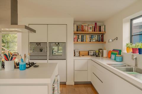 undefined, Cheltenham, GL53