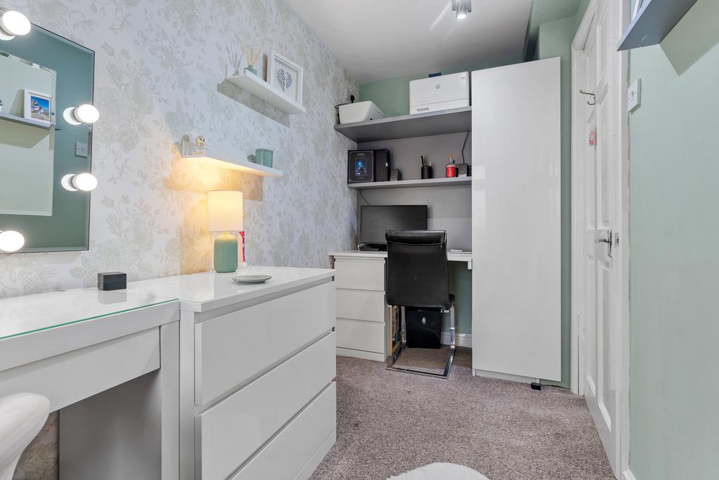 3 Watton Close2.jpg