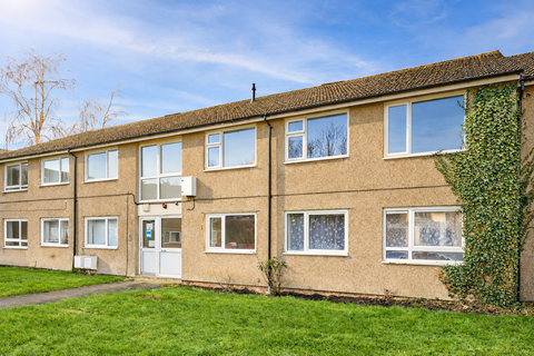 3 bedroom apartment for sale, Hewitt Close, St. Albans AL4