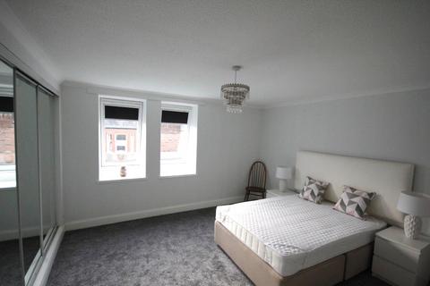 undefined, James Gray Street, Shawlands, Glasgow, G41