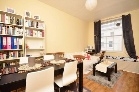 1 bedroom flat to rent, Gloucester Terrace, Bayswater, London, W2