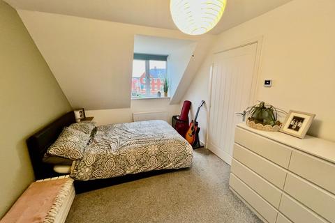 3 bedroom end of terrace house for sale, Barn Owl Drive, Rothwell, Kettering