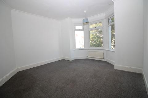 2 bedroom apartment for sale, Hayes Road, Clacton-on-Sea