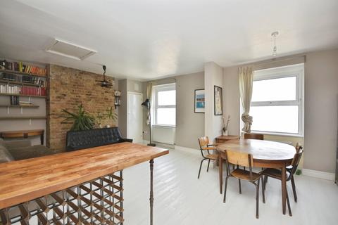 1 bedroom flat for sale, Ethelbert Crescent, Margate