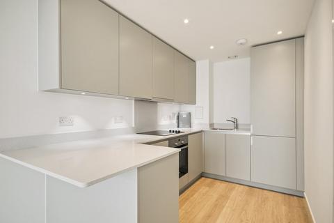 1 bedroom apartment to rent, Pinnacle Apartments, Saffron Central Square, Croydon, CR0