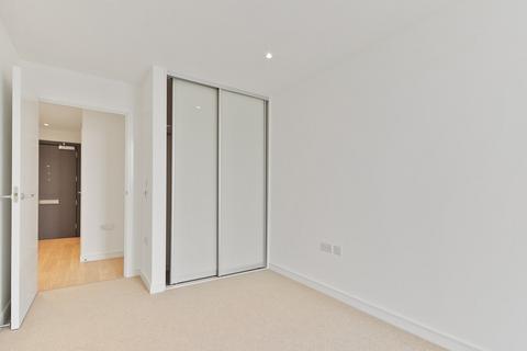 1 bedroom apartment to rent, Pinnacle Apartments, Saffron Central Square, Croydon, CR0