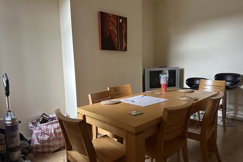 undefined, Newport , Lincoln,