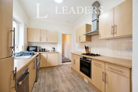 undefined, Edmund Road, PO4