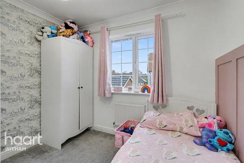 53 Wilkin Drive, Tiptree, Colchester, CO5 0RS